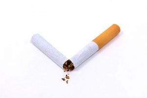 Καπνίζετε; 20 σοβαρές επιπτώσεις του καπνίσματος στα μάτια και την όραση...όσες και ένα πακέτο τσιγάρα